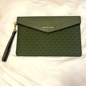 Michael Kors  green clutch